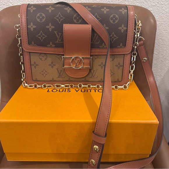 Louis Vuitton Handbags - Louis Vuitton Monogram Brown and Tan Crossbody Bag